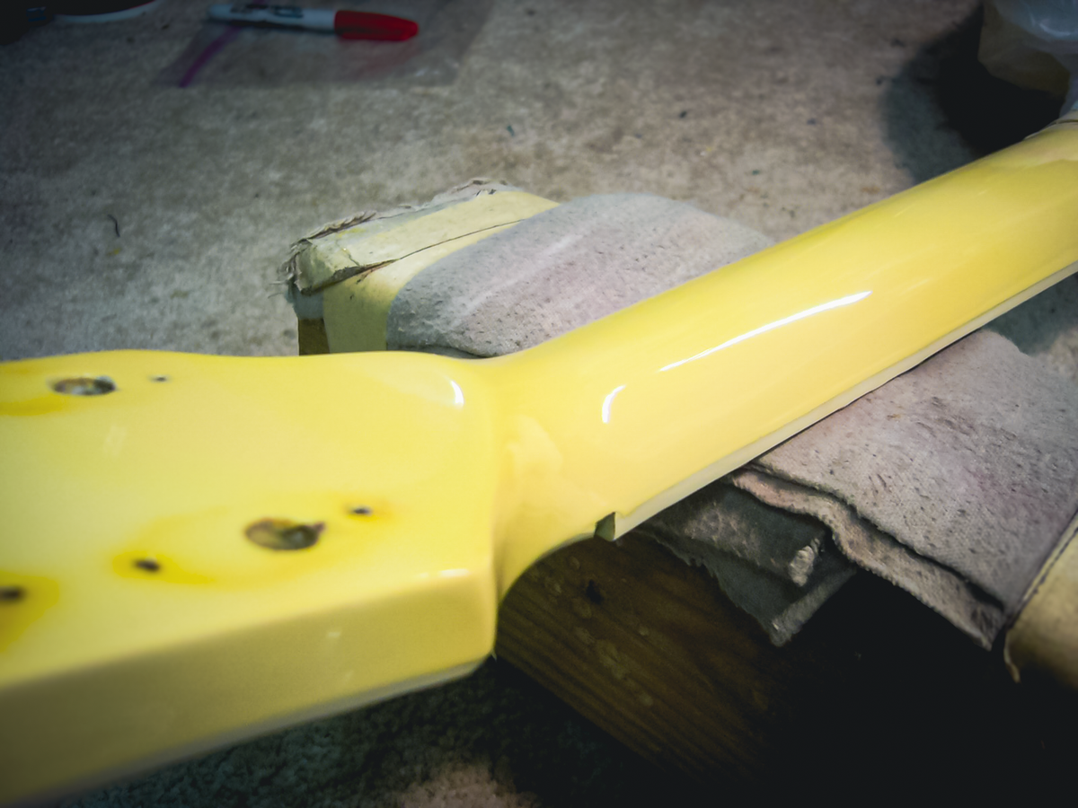 White Les Paul – Neck Repair & Vintage Paint Match