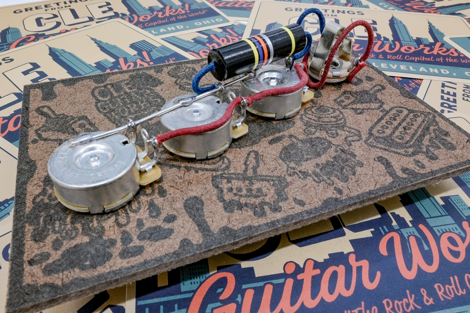 J-Bass Wiring Harness- Bumblebee - handcrafted prewired guitar electronics by CLE Guitar Works