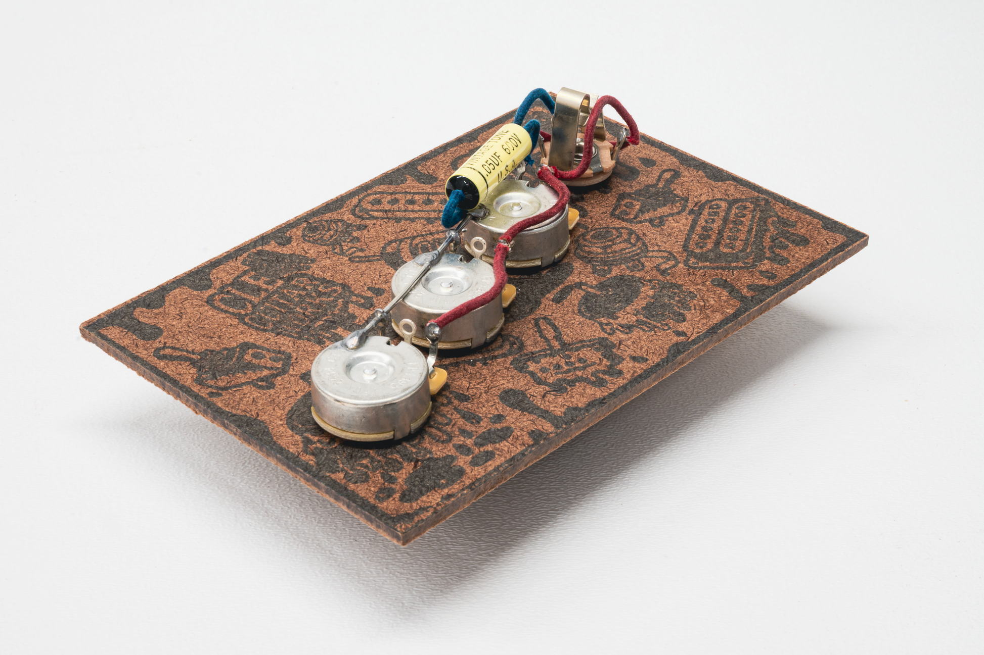 J-Bass Wiring Harness- Vintage Yellow - handcrafted prewired guitar electronics by CLE Guitar Works