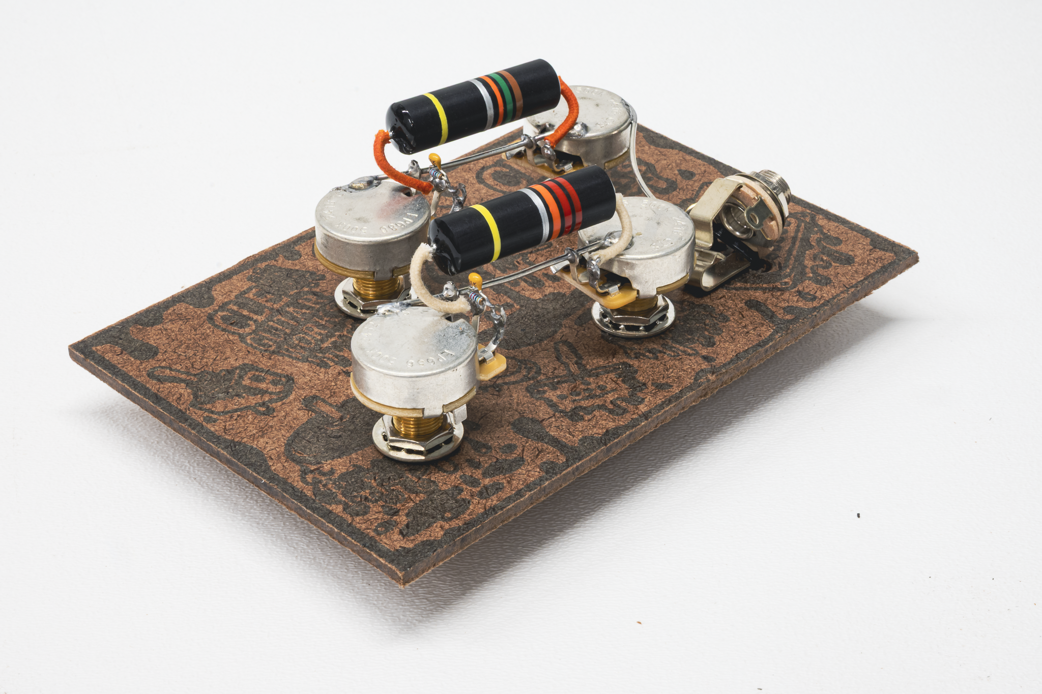 Les Paul Wiring Harness- Bumblebee - handcrafted prewired guitar electronics by CLE Guitar Works